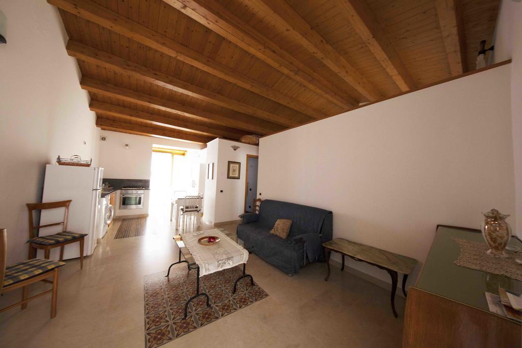 Gioeni Apartment Cefalu Exterior photo